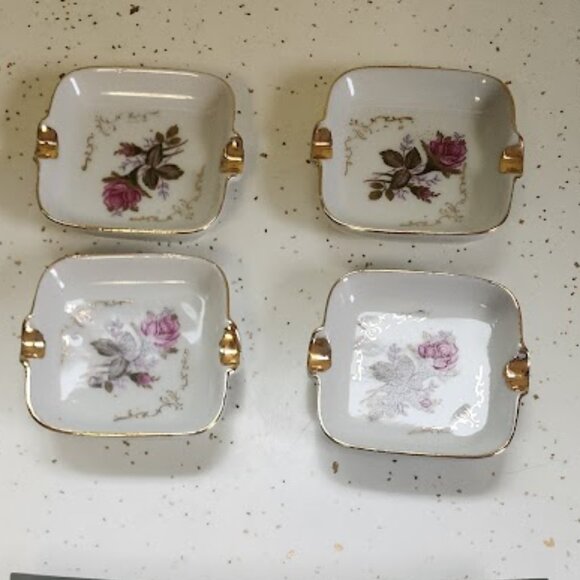 Royal Sealy Japan Porcelain Moss Ross- Set of 4 Ashtrays/Trinket Trays - Picture 1 of 3